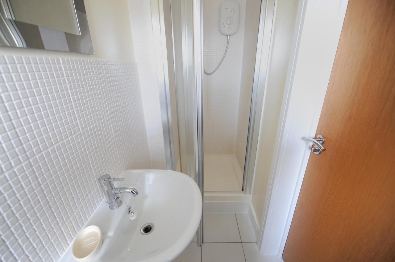 7 Coram Tower Apartment Lyme Regis Exterior photo